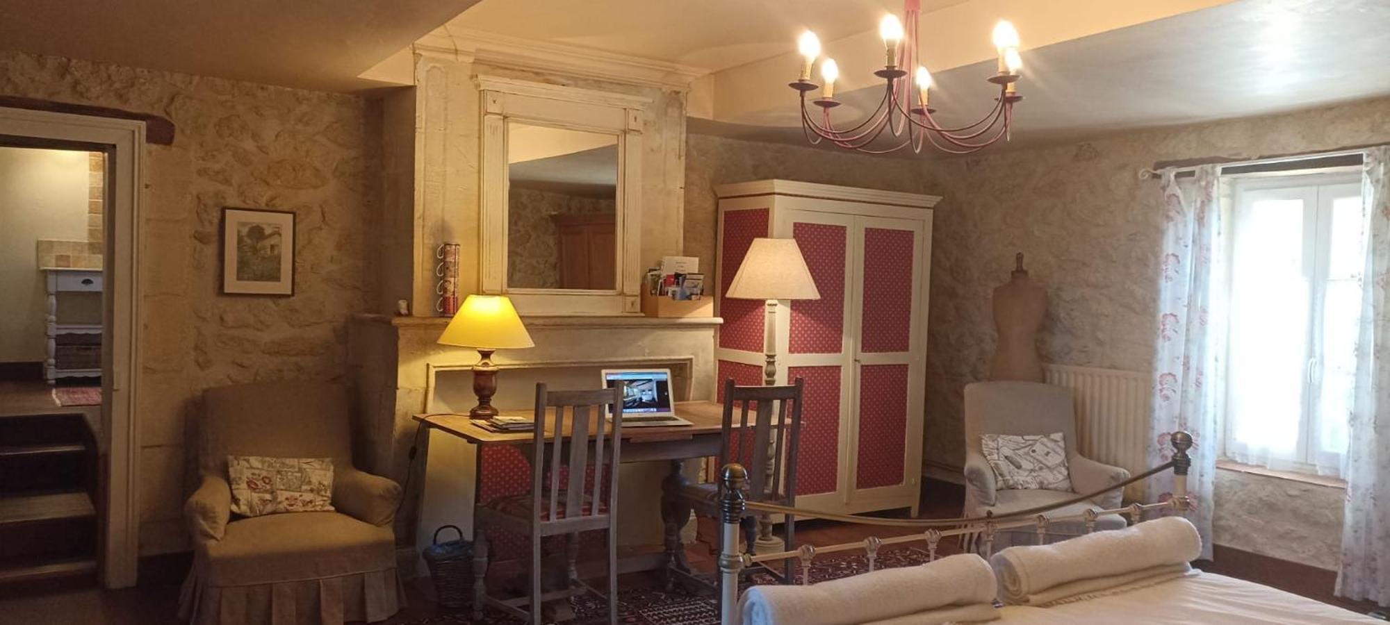 Chambre D'Hotes Spacieuse, Salle De Bain Privative Saint-Michel-de-Fronsac Extérieur photo